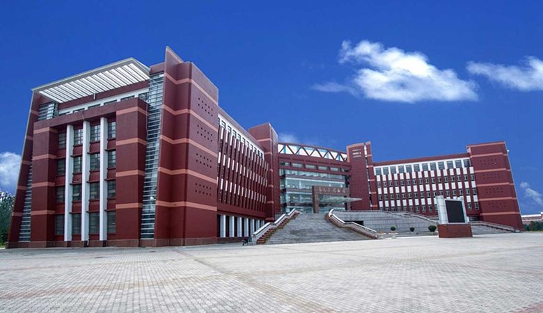 内蒙古师范大学.jpg